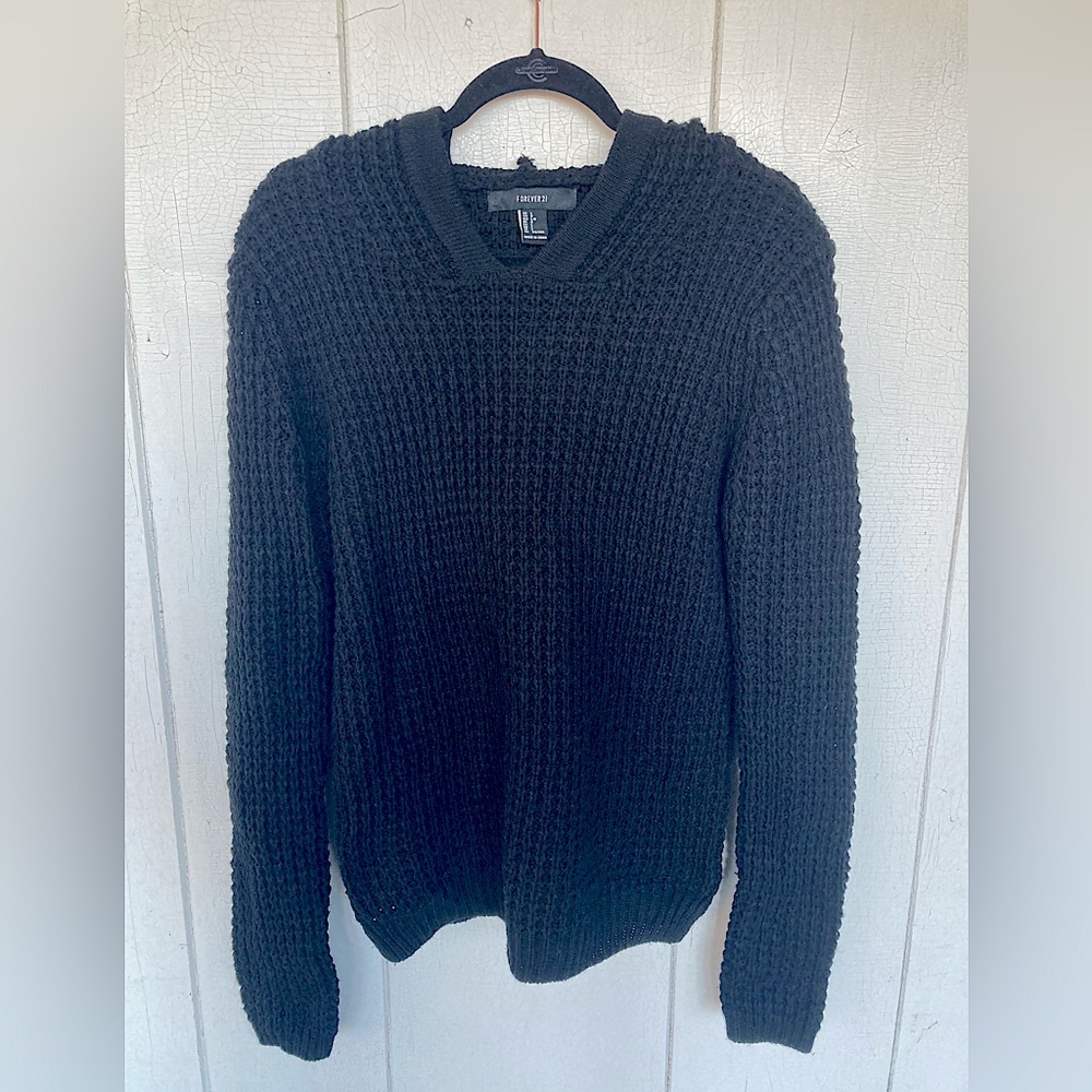 Forever 21 chunky black waffle knit hooded sweater size L